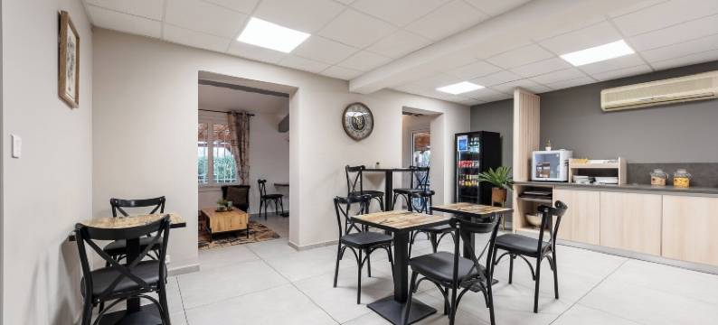 滨海福士原创城市蔚蓝酒店(The Originals City, Hôtel Azur, Fos-Sur-Mer)图片