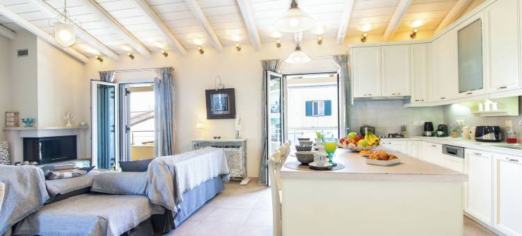 科孚度假村的拉卡萨塞迪奇(La Casa Sedici by Corfu Escapes)图片