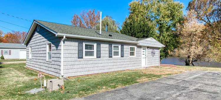 新河三卧室 - 钓鱼、皮划艇、热水浴缸、VT游戏周末(New River 3Br - Fishing, Hot Tub and VT Game Weekends)图片