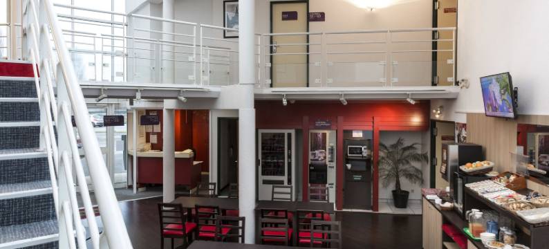 贝蒂讷巴拉丁斯尼希尔酒店(Initial by Balladins Béthune)图片