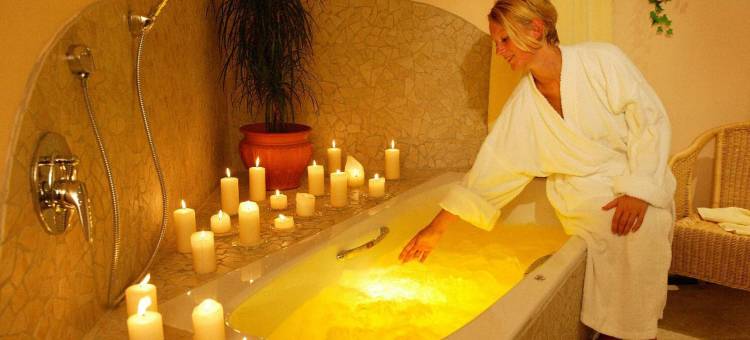 金锚酒店(Hotel Restaurant Zum Goldenen Anker Mit Hallenbad & Wellnessbereich)图片