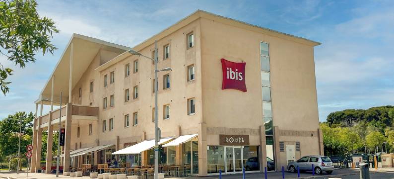 宜必思马蒂格酒店(Ibis Martigues)图片