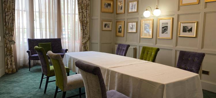 赫里博恩奥尔顿别墅酒店(Alton House Hotel)图片
