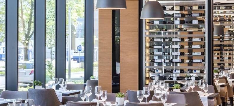 克拉特夫普鲁斯Q酒店(Q Hotel Plus Kraków)图片