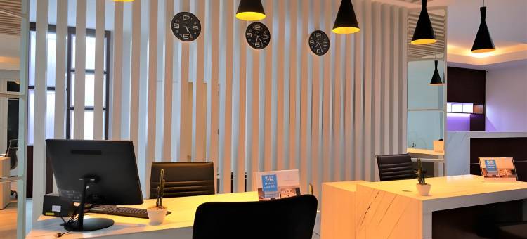 Grand Nur Boutique Hotel Watampone图片