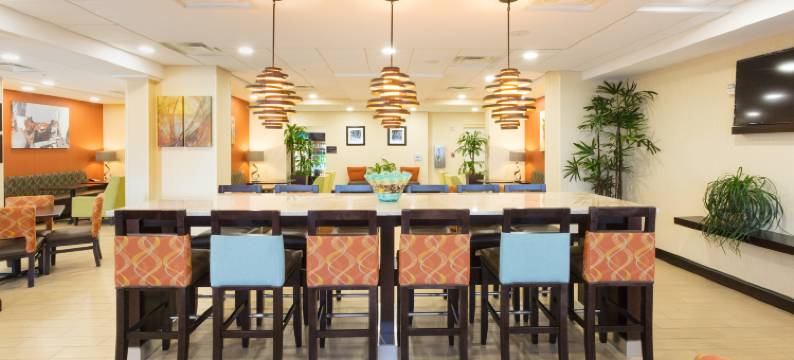 代托纳比奇/海滨欢朋酒店(Hampton Inn Daytona Beach/Beachfront)图片