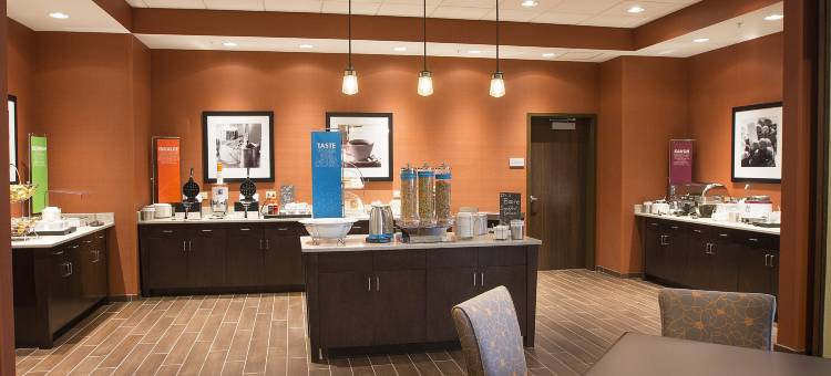 北卡州布恩欢朋酒店及套房(Hampton Inn & Suites Boone)图片