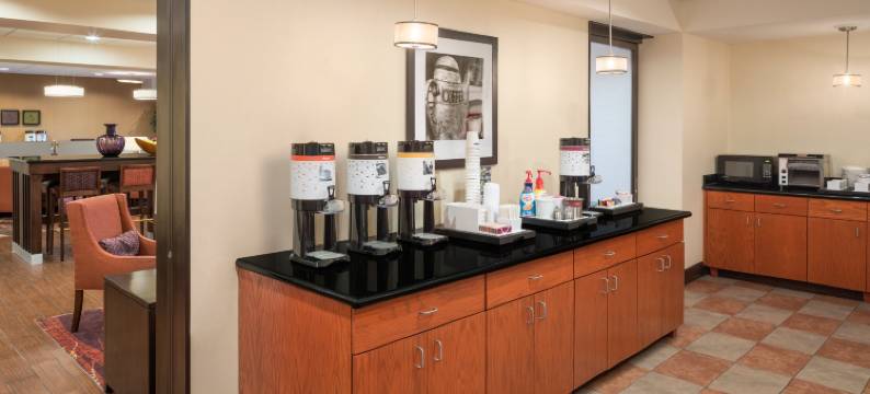 希尔顿欢朋酒店-贝勒弗农(Hampton Inn Belle Vernon)图片