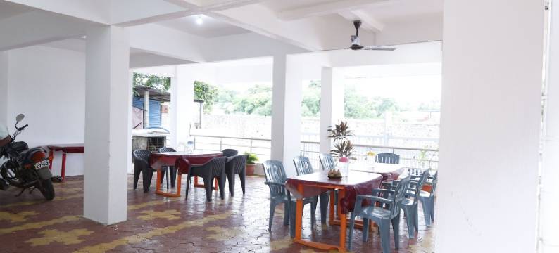 巴拉吉住宿酒店(Balaji Lodging)图片