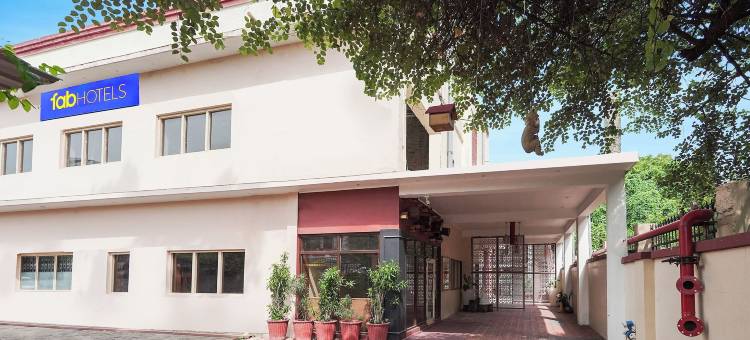 Fabhotel the Dayal图片