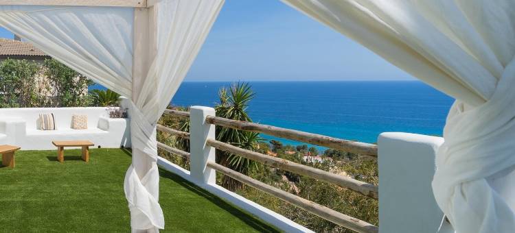 Poolside Stay with Ocean Views图片