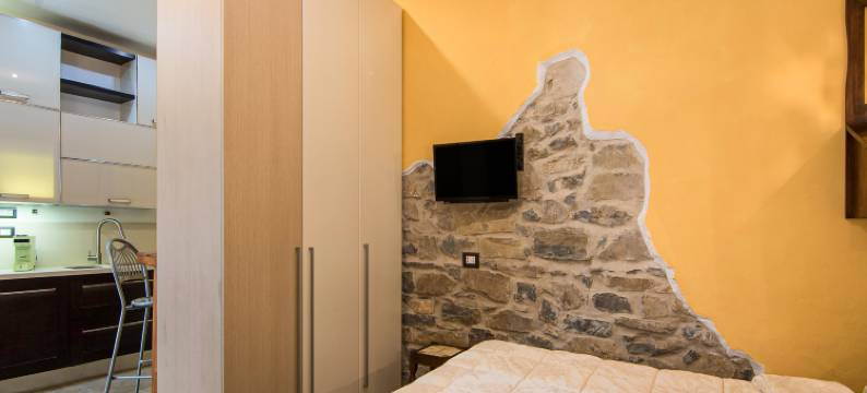 Chic Apartment with Outdoor Serenity图片