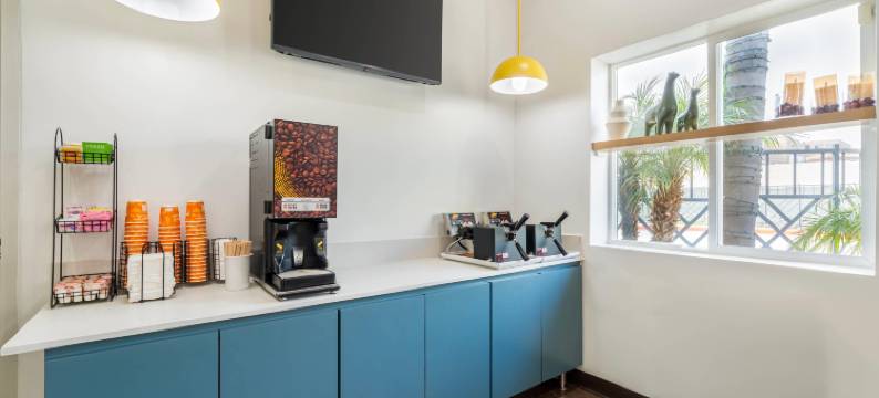 美冠鹦鹉舒适酒店(Comfort Inn Cockatoo Near LAX Airport)图片