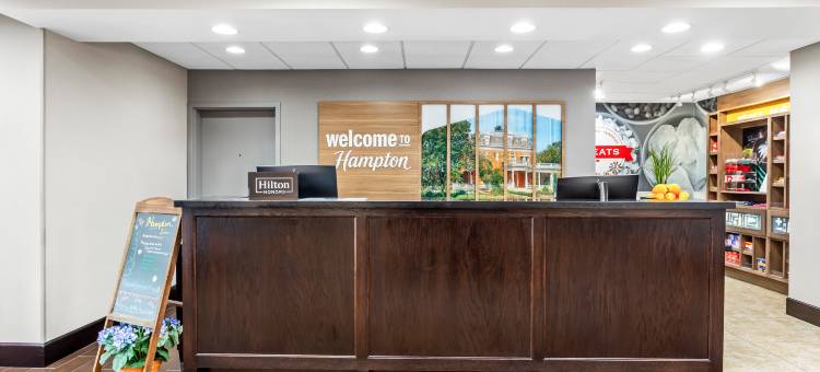 希尔顿欢朋酒店-迪卡尔布/近大学(Hampton Inn-DeKalb (Near the University))图片