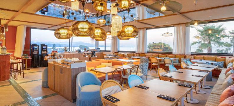 卢贝新城美居酒店(Hôtel Mercure Villeneuve-Loubet Plage)图片