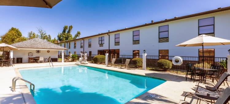 Holiday Inn Express BREAUX桥/恒基(Holiday Inn Express Breaux Bridge/Henderson)图片