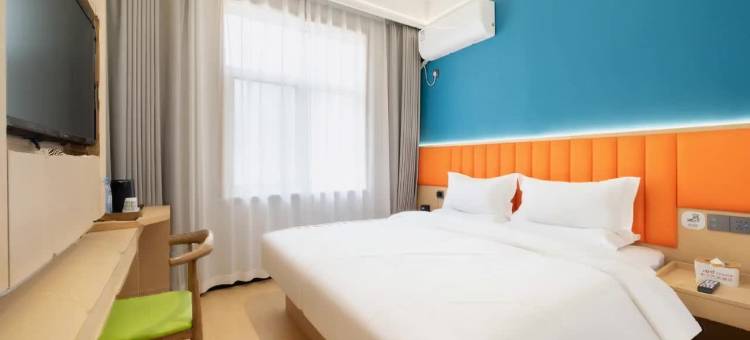 布丁严选酒店(西安航天城凤栖原地铁站店)图片