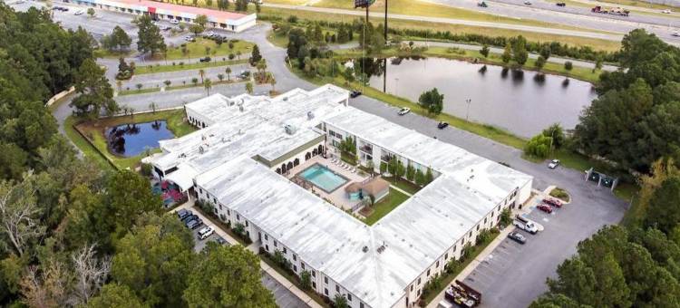 萨凡纳科顿伍德套房酒店及会议中心(Cottonwood Suites Savannah Hotel & Conference Center)图片