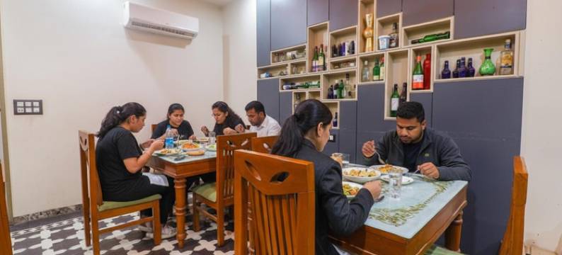 Fabhotel 快乐(Fabhotel Be Happy)图片