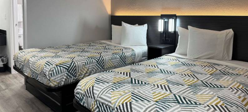 布雷登顿6号汽车旅馆(Motel 6 Bradenton, FL)图片