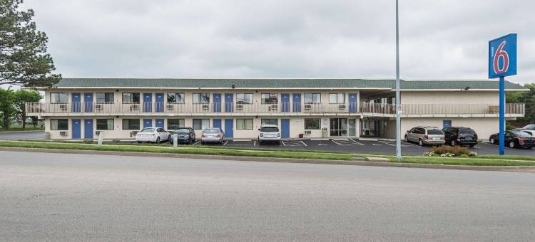 密苏里堪萨斯城 - 机场 6 号汽车旅馆(Motel 6 Kansas City, MO - Airport)图片