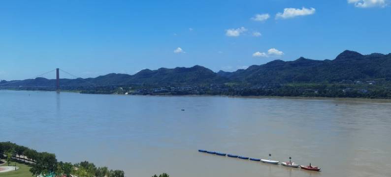 蓉儿小姐姐公寓(沿江大道1号分店)图片