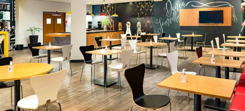 宜必思儒万维尔酒店(ibis Joinville)图片