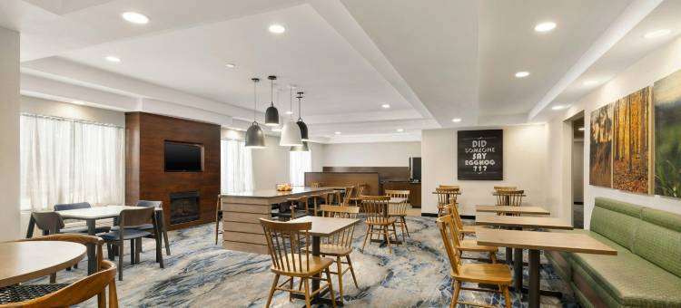 康科德万枫酒店(Fairfield Inn Concord)图片