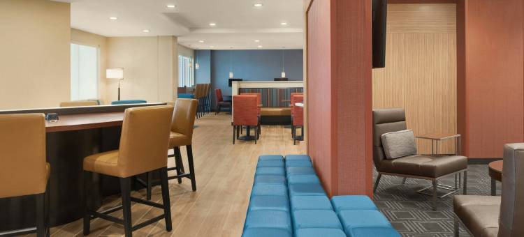 迪比克市中心万豪TownePlace套房酒店(TownePlace Suites Dubuque Downtown)图片