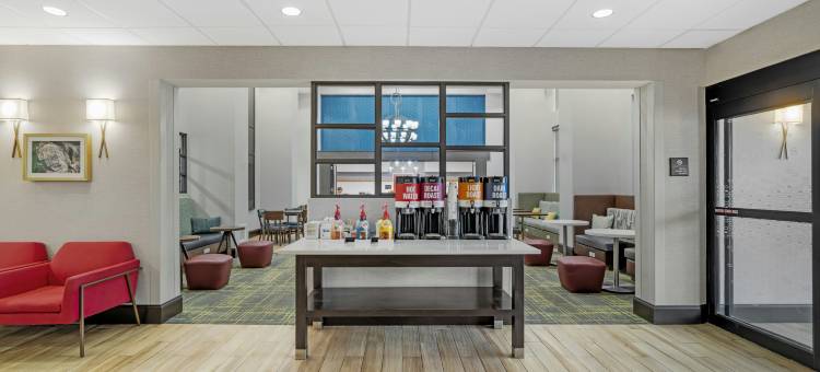 奥古斯塔西欢朋套房旅馆(Hampton Inn & Suites Augusta West)图片
