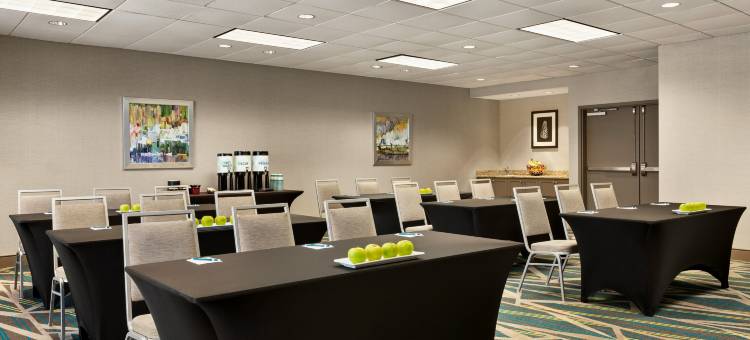 迈尔斯堡机场Homewood套房酒店(Homewood Suites by Hilton Fort Myers Airport/FGCU)图片