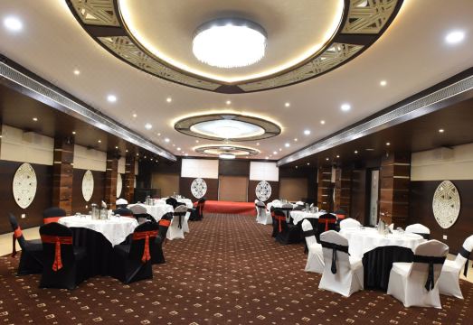 Hotel Grand Rajputana Hotel Overview