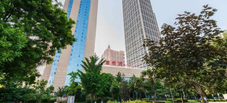 秀家观影酒店(郑州火车站二七广场店)图片