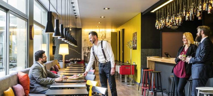 里尔中心火车站诺富特酒店(Novotel Lille Centre Gares)图片