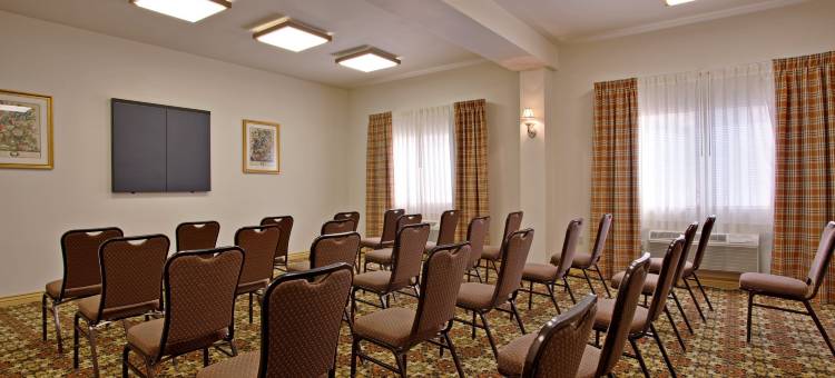 智选假日套房酒店金曼(Holiday Inn Express & Suites Kingman)图片