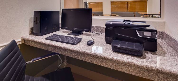 莱恩贝斯特韦斯特酒店(Best Western Rayne Inn)图片