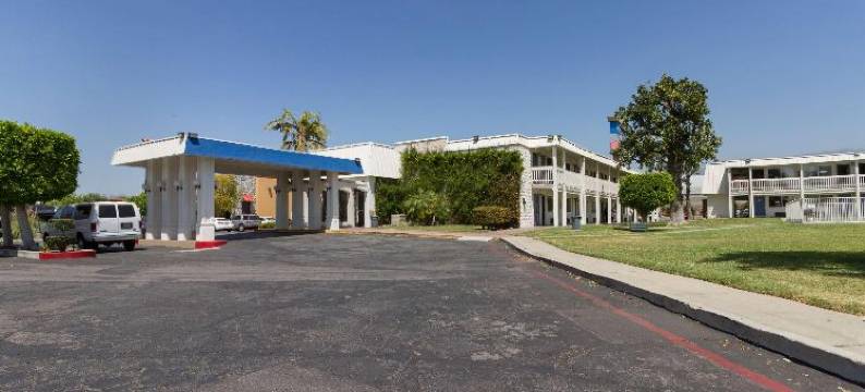 克莱尔蒙特6号汽车旅馆(Motel 6 Claremont, CA)图片