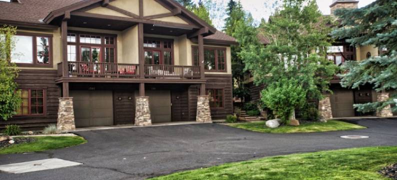 McCall Mountain Memories at Greystone by Casago McCall - Donerightmanagement图片