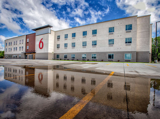 Motel 6东部北普拉特，NE