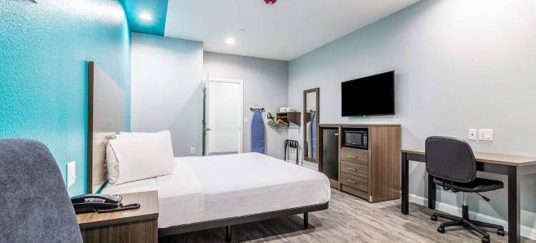 金伍德IAH机场美洲佳值套房酒店(Americas Best Value Inn & Suites Kingwood IAH Airport)图片