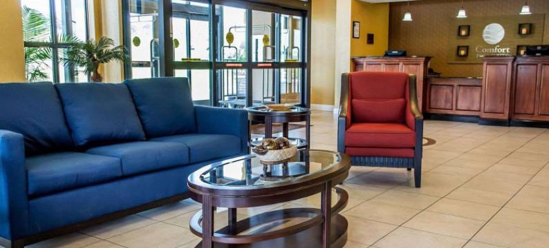 富兰克林东部舒适套房酒店(Comfort Inn & Suites Franklin East)图片