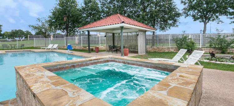 弗雷德里克斯堡拉昆塔温德姆套房酒店(La Quinta Inn & Suites by Wyndham Fredericksburg)图片