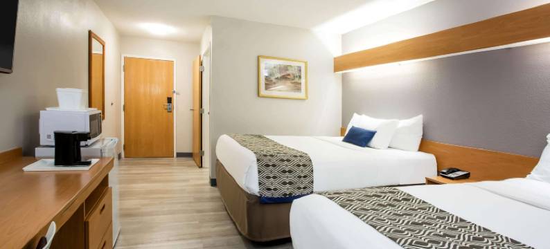 南派恩斯/派恩赫斯特温德姆麦客达套房酒店(Microtel Inn & Suites by Wyndham Southern Pines / Pinehurst)图片