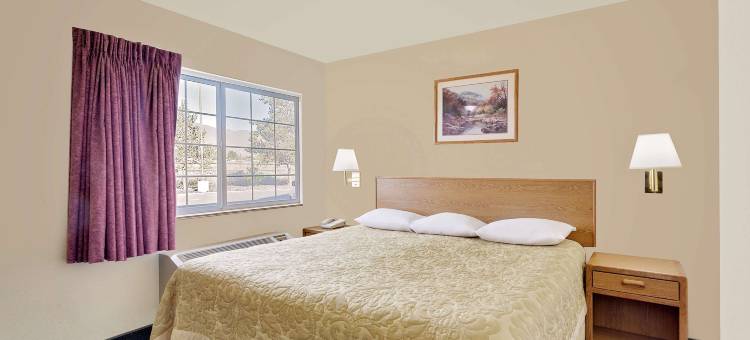 巴特尔山速8酒店(Super 8 by Wyndham Battle Mountain)图片