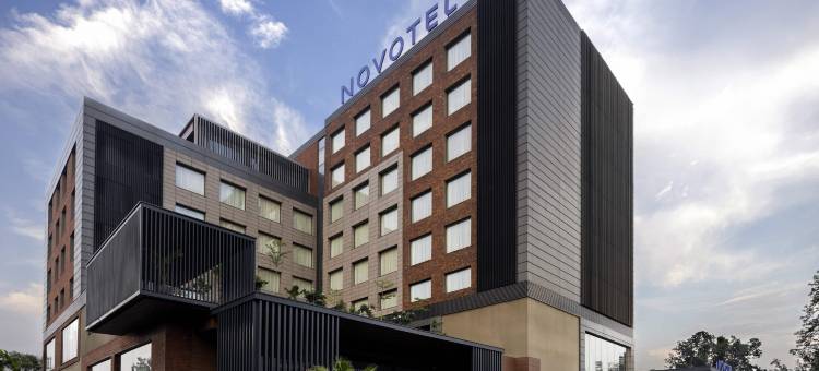 昌迪格特里布乔克诺富特酒店(Novotel Chandigarh Tribune Chowk)图片