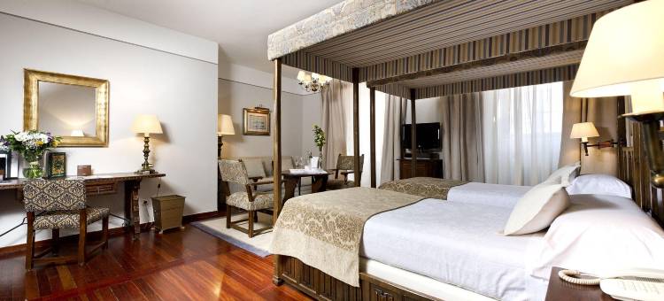 圣地亚哥德孔波斯特拉酒店(Parador de Santiago - Hostal Dos Reis Catolicos)图片