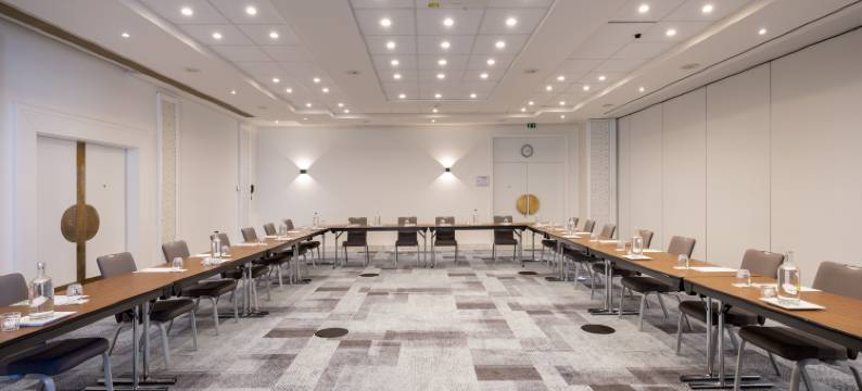 Holiday Inn 哈瑟尔特(Holiday Inn HASSELT by IHG)图片