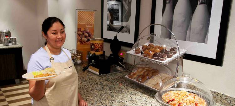 温尼欢朋套房酒店(Hampton Inn & Suites Winnie)图片