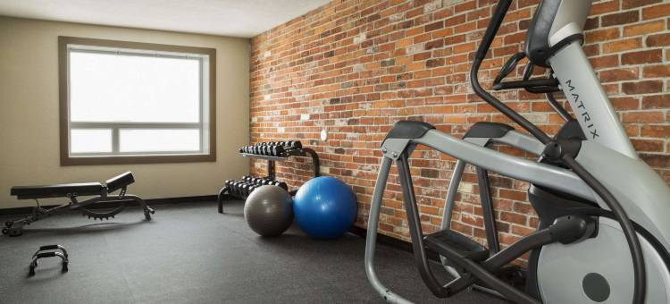 蒂明斯速8酒店(Super 8 by Wyndham Timmins on)图片