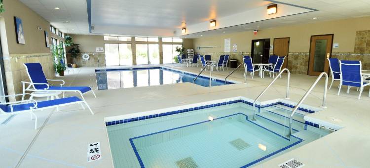 德拉菲尔德智选假日酒店(Holiday Inn Express & Suites Delafield)图片